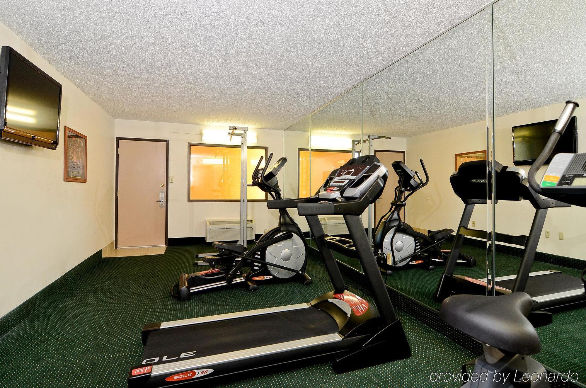 Econo Lodge Inn & Suites Мемфис Экстерьер фото