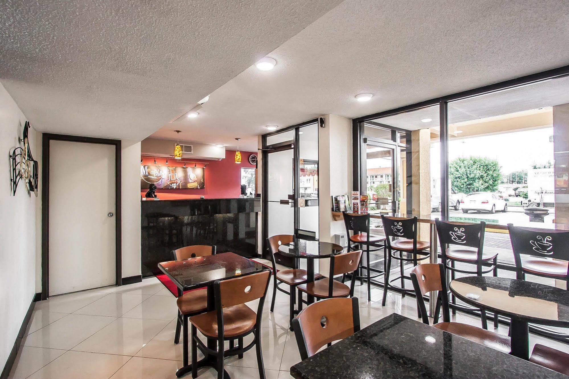Econo Lodge Inn & Suites Мемфис Экстерьер фото