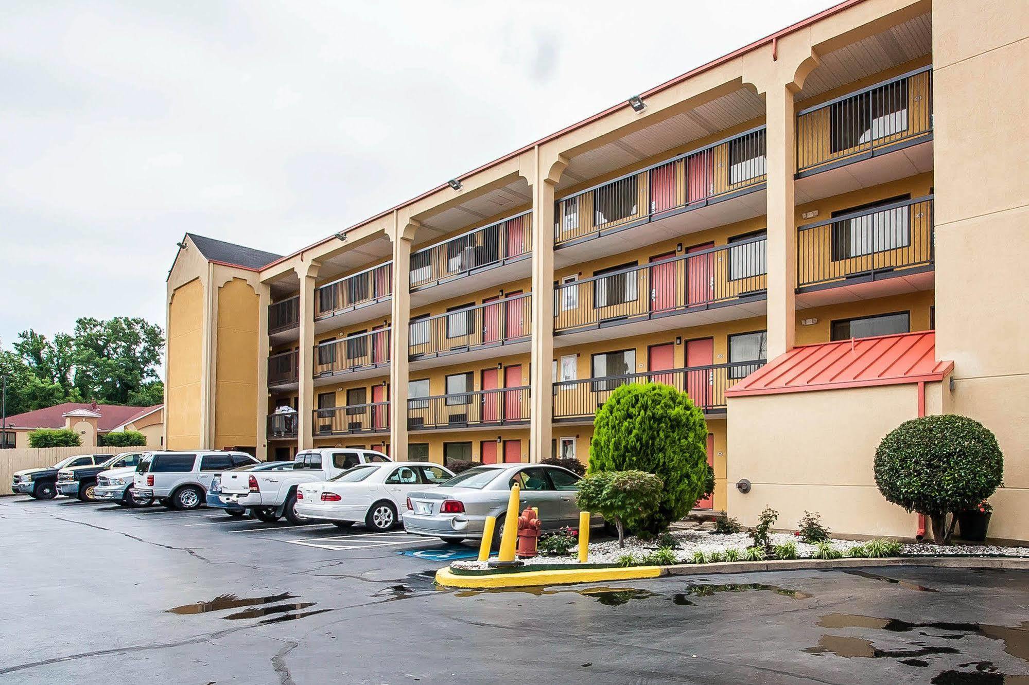 Econo Lodge Inn & Suites Мемфис Экстерьер фото